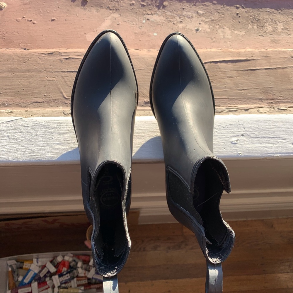 Jeffrey Campbell black rubber Chelsea rain boots 7 - Picture 2 of 4